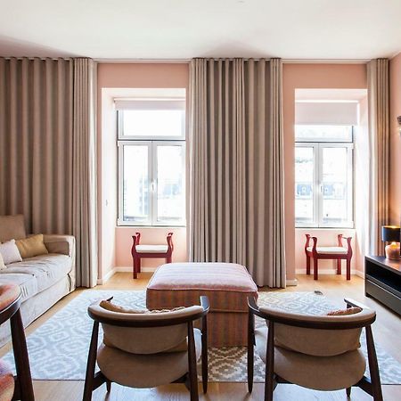 Joivy Sublime 2Br Apt On Restauradores Square Nearby Rossio Station Lisbona Esterno foto