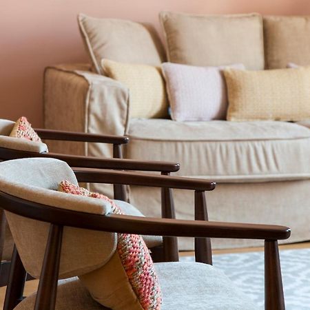 Joivy Sublime 2Br Apt On Restauradores Square Nearby Rossio Station Lisbona Esterno foto