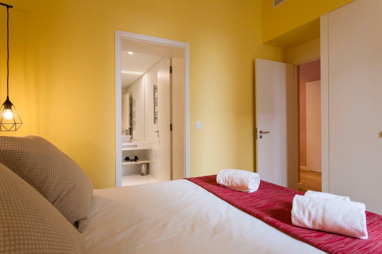 Joivy Sublime 2Br Apt On Restauradores Square Nearby Rossio Station Lisbona Esterno foto