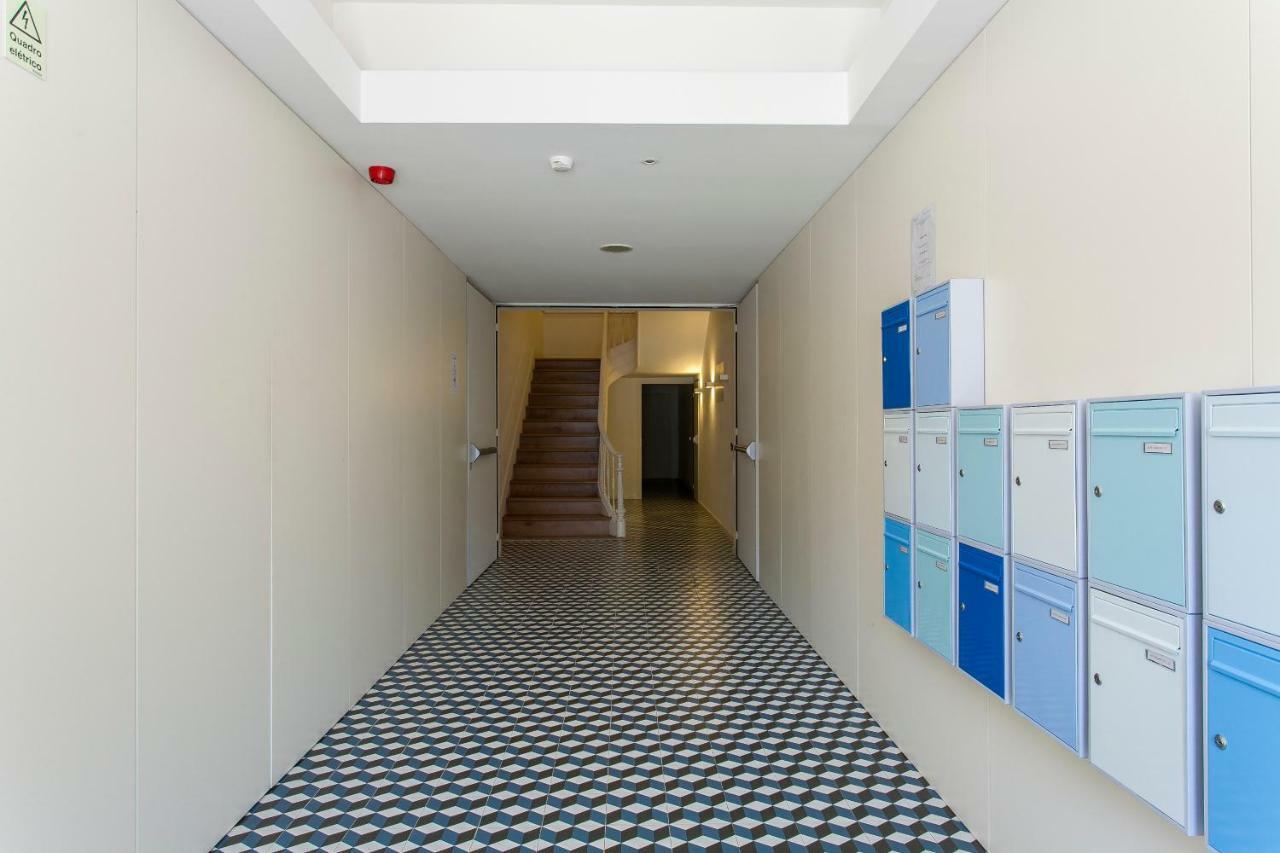 Joivy Sublime 2Br Apt On Restauradores Square Nearby Rossio Station Lisbona Esterno foto