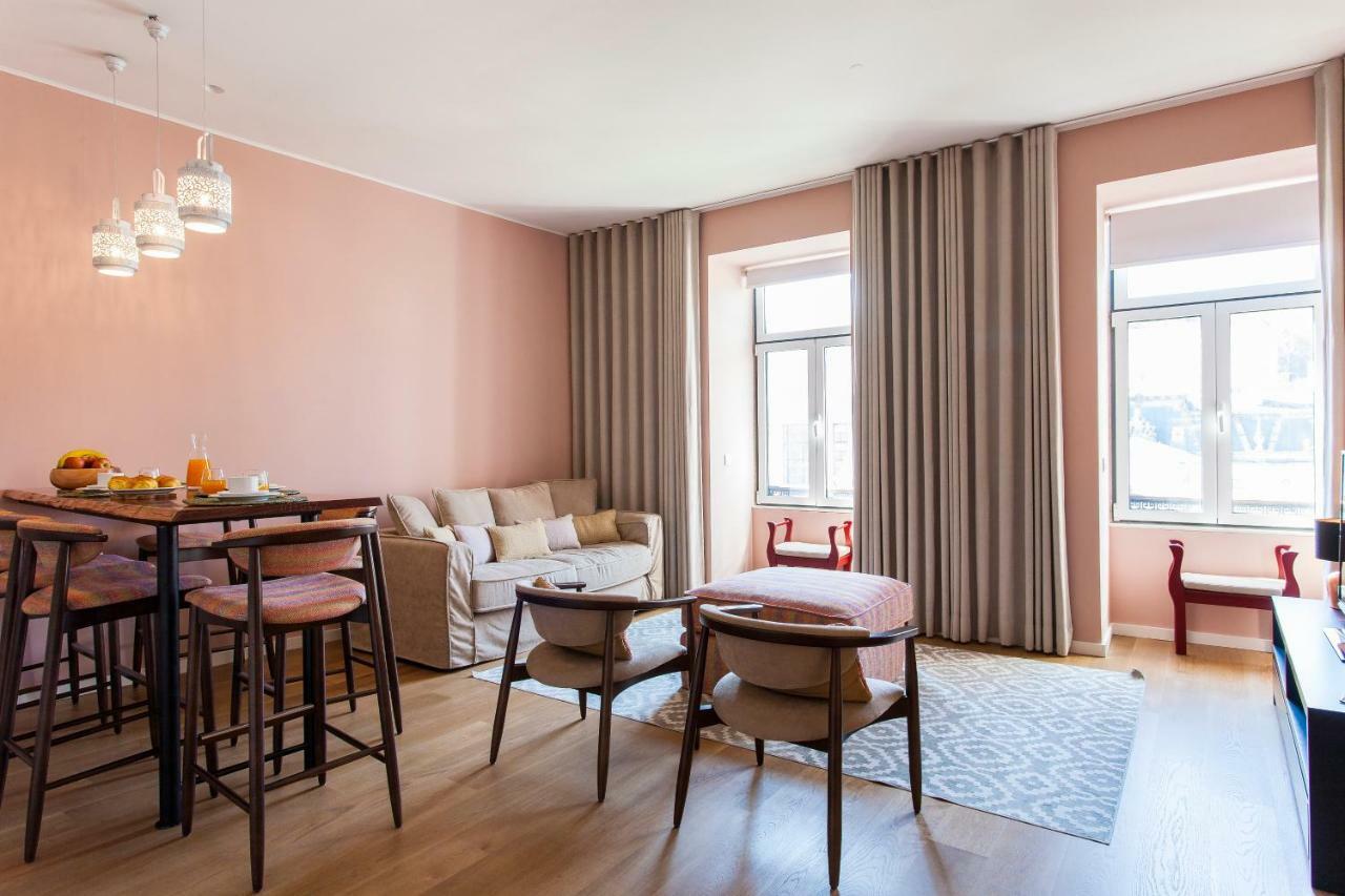 Joivy Sublime 2Br Apt On Restauradores Square Nearby Rossio Station Lisbona Esterno foto
